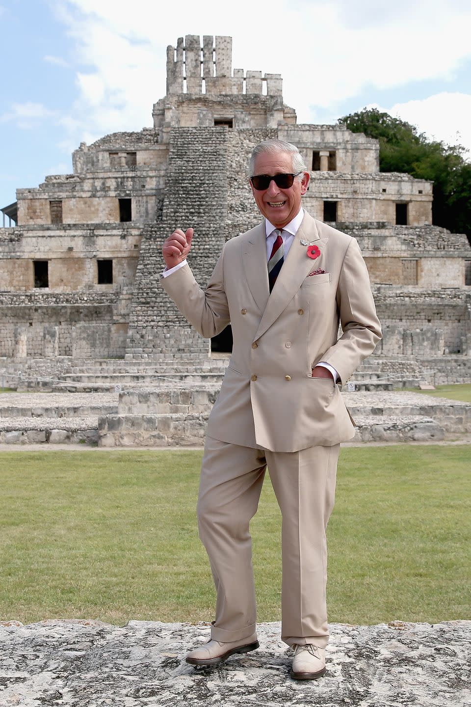 <p>Posing in front of the Edzná archeological site in Campeche, Mexico. </p>