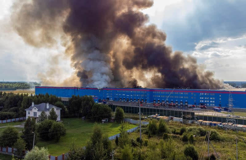 Fire at Ozon warehouse near Moscow