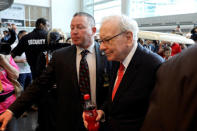 Berkshire Hathaway Chairman Warren Buffett walks past a crowd at the annual Berkshire shareholder shopping day in Omaha, Nebraska, U.S., May 3, 2019. REUTERS/Scott Morgan