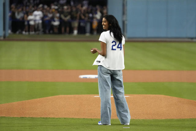 Dodgers to Give Away Kobe Bryant Baseball Jerseys in Lakers Night