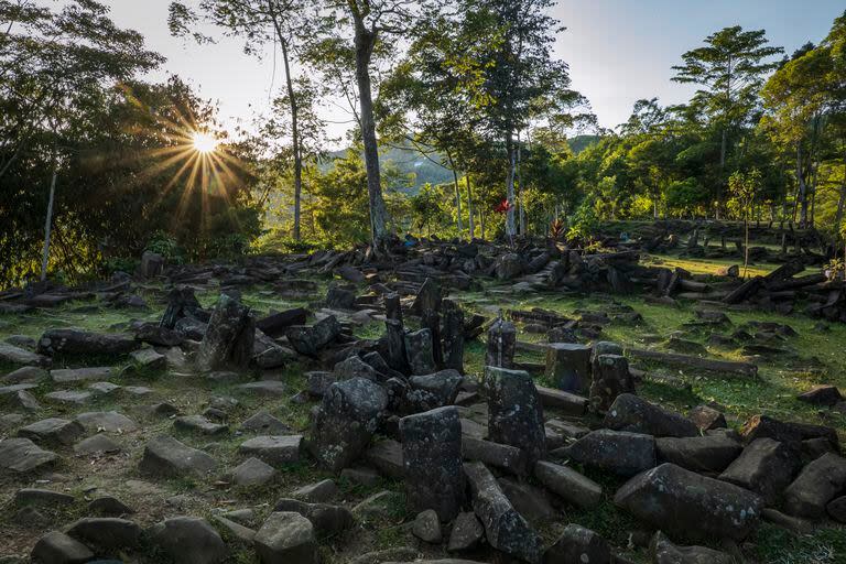 El sitio de la pirámide Gunung Padang en Cianjur, Java Occidental, Indonesia, el 22 de diciembre de 2023.