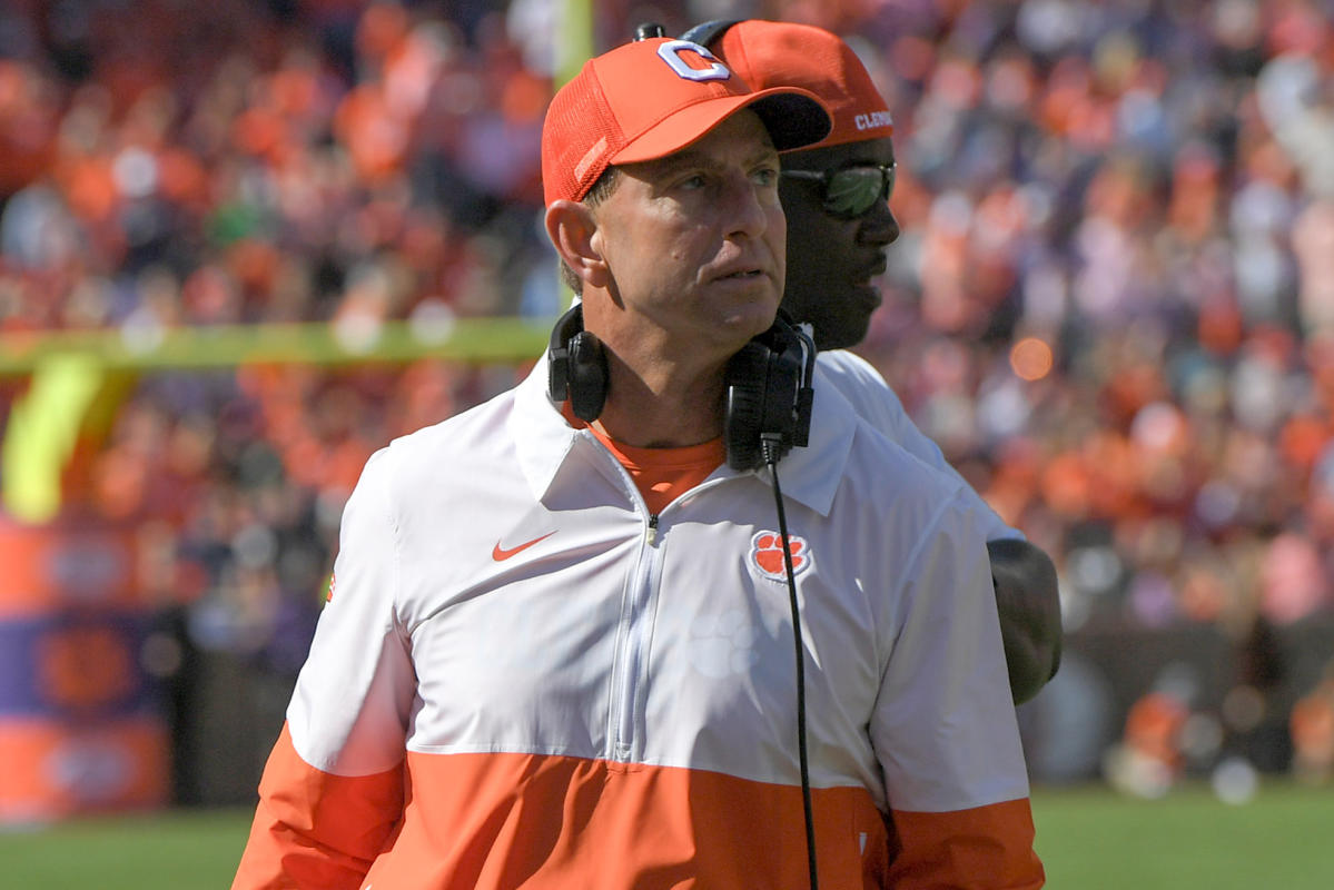 Dabo Swinney shows he's willing to do what it takes to get Clemson back to  the top - Yahoo Sports