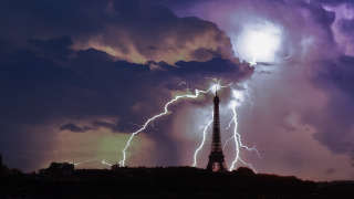 Ce mardi 16 août, un violent orage a provoqué des pluies et des rafales de vent impressionnantes à Paris (image d’illustration).