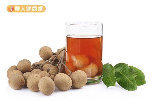 吃桂圓可補血？中醫：桂圓紅棗茶養血補腎