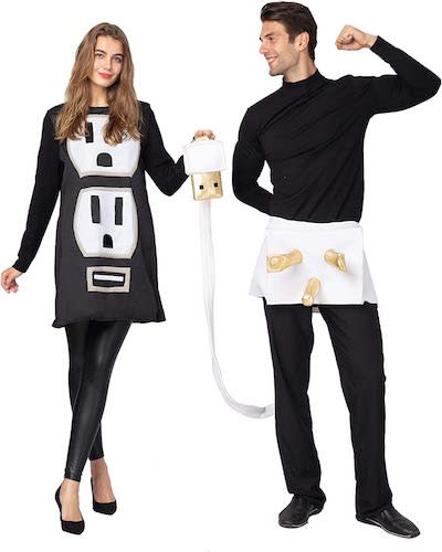 outlet and plug couple's halloween costumes