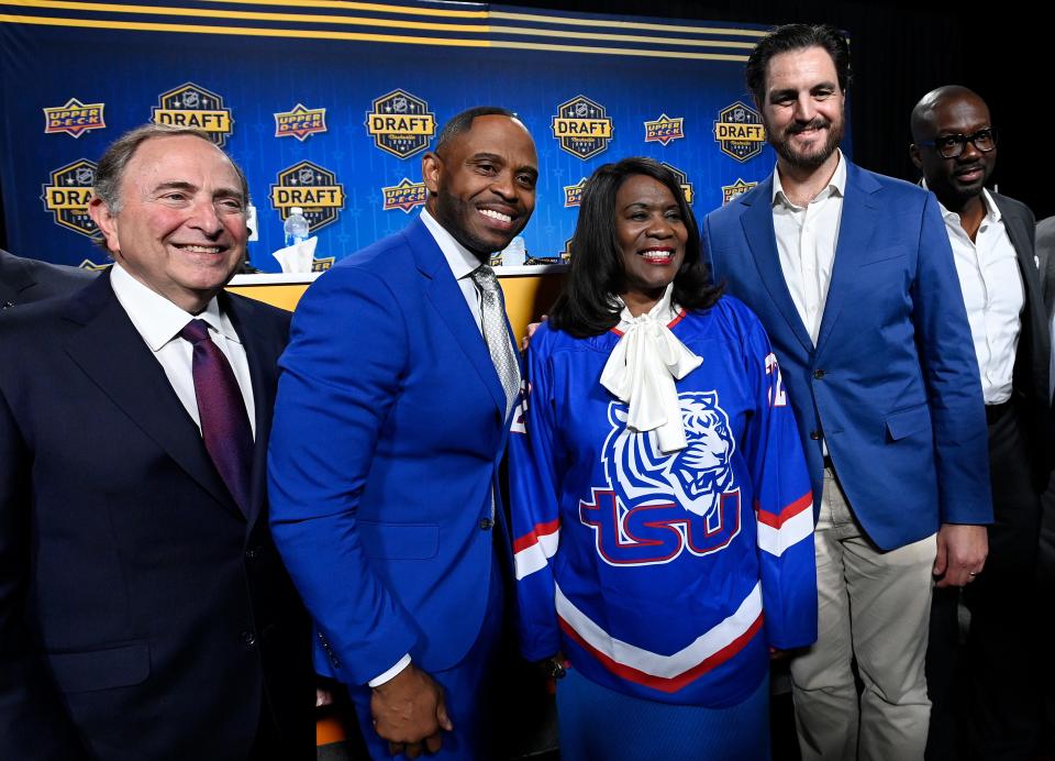 NHL commissioner Gary Bettman, Tennessee State University athletic director Dr. Mikki Allen, TSU President Dr. Glenda Glover, NHL Vice President/Hockey Development and Strategic Collaboration Kevin Westgarth and former NHL player Anson Carter pose for a photo at a press conference announcing Tennessee State is adding men's ice hockey.