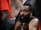 Platz 9: Knapp vor Lewis Hamilton liegt NBA-Star James Harden mit 46,6 Millionen US-Dollar. Doch der 27-Jährige ist nicht der einzige Basketballspieler im "Forbes"-Ranking. (Bild-Copyright: Eric Gay/AP Photo)