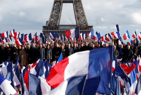 Francois Fillon, former French prime minister, member of The Republicans political party and 2017 presidential election candidate of the French centre-right, attends a meeting at the Trocadero square across from the Eiffel Tower in Paris, France, March 5, 2017. REUTERS/Philippe Wojazer