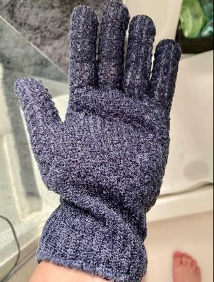 A set of exfoliating gloves for the bath or shower