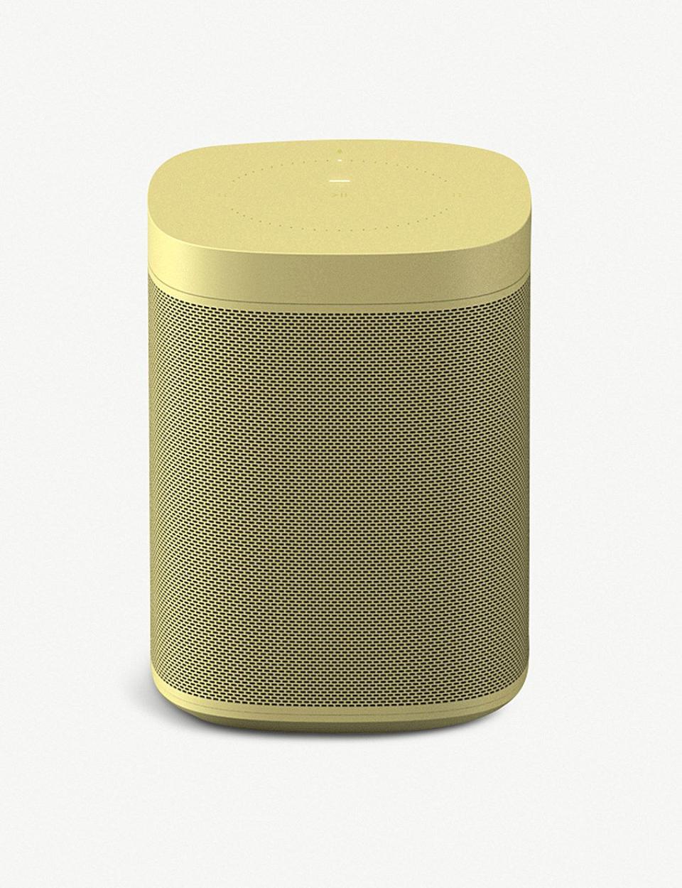 43) Hay Sonos One wireless smart speaker