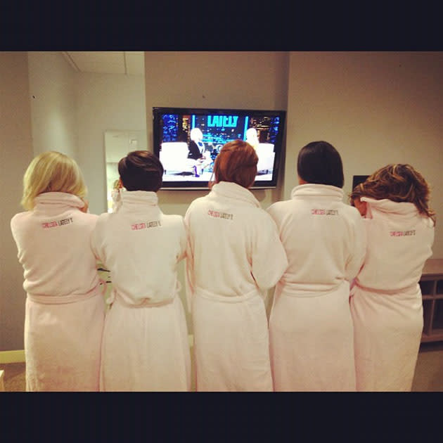 Celebrity Twtipics: The Saturdays have been on a massive promotional tour of America over the past week. Member Una Healy tweeted this photo of the girls before they appeared on talk show, Chelsea Lately.