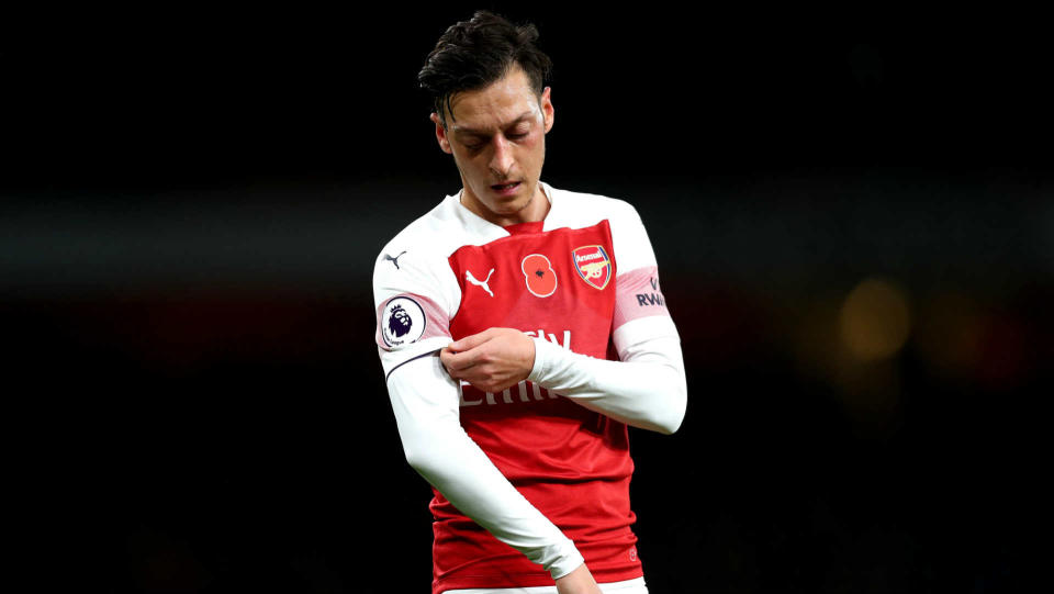 Unai Emery souhaiterait voir partir Mesut Ozil