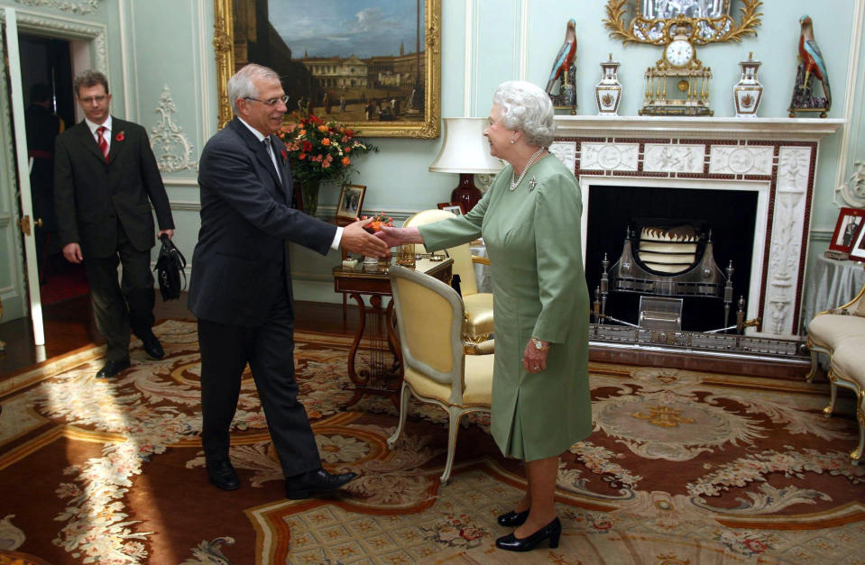 Spanish foreign minister Josep Borrell meeting the Queen in 2005 as the then president of the European Parliament (Getty)