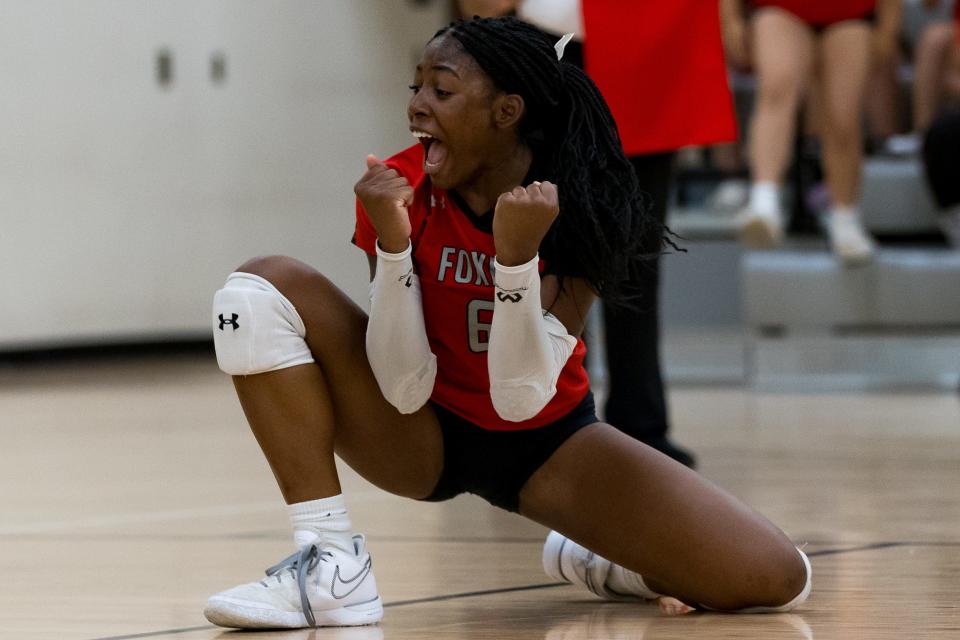 Jefferson’s Janiyah Sims (6) celebrates at a high school volleyball game against Chapin High School on Tuesday, Sept. 19, 2023, at Tinajero Middle School in El Paso.