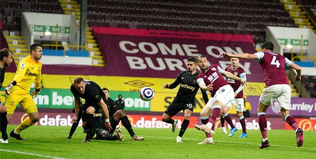 Burnley’s Jay Rodriguez was unable to end his goal drought 