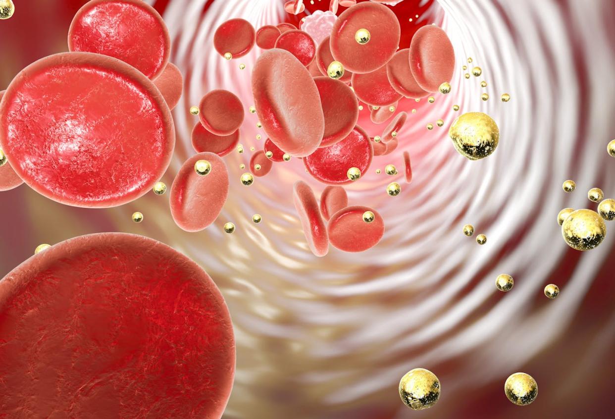 Nanopartículas en el torrente sanguíneo. <a href="https://www.shutterstock.com/es/image-illustration/nanoparticles-blood-3d-illustration-conceptual-image-624720632" rel="nofollow noopener" target="_blank" data-ylk="slk:Kateryna Kon / Shutterstock;elm:context_link;itc:0;sec:content-canvas" class="link ">Kateryna Kon / Shutterstock</a>