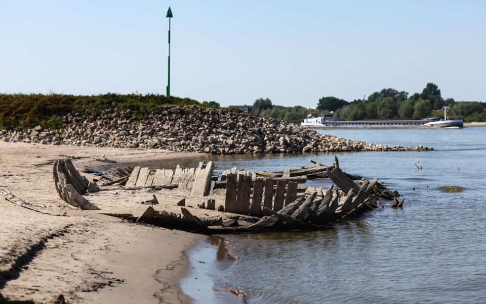 Water levels measured at the reference point in Emmerich have reached a record low - Lars Baron/Getty Images