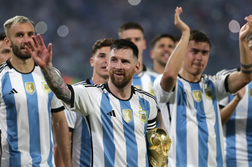 Lionel Messi of Argentina and teammates celebrate