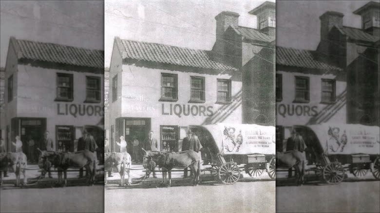 old photo of Tavern at Rainbow Row