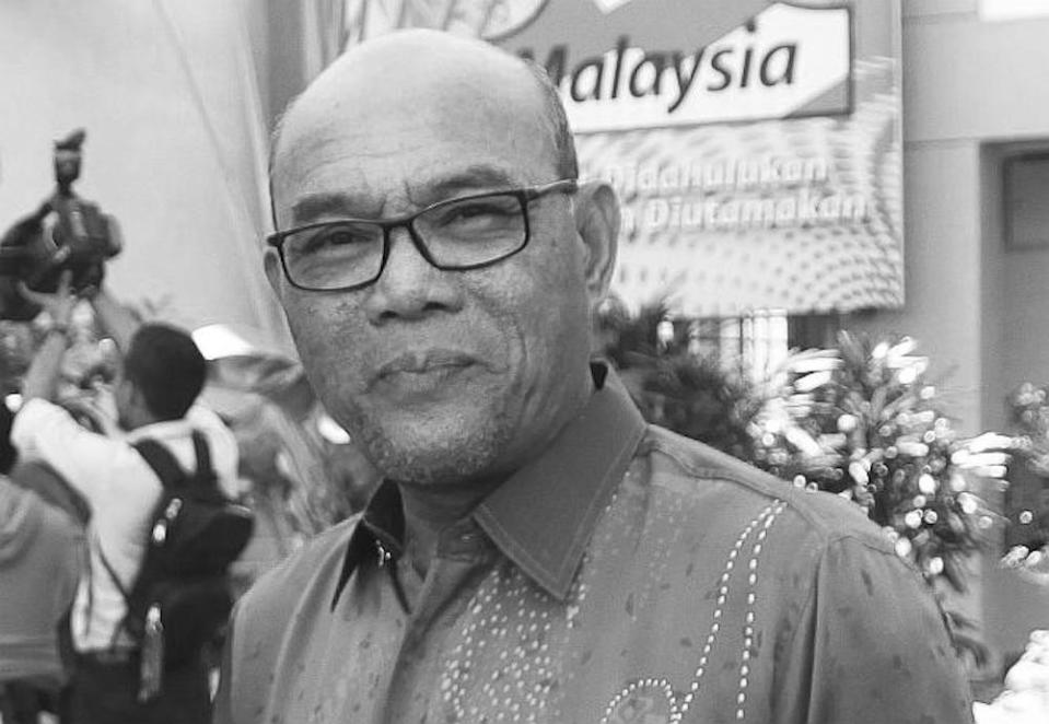 Mohd Khusairi Abdul Talib died due to a heart attack in Bentong Hospital in Pahang July 15, 2020. — Picture from Perak Mentri Besar’s Office