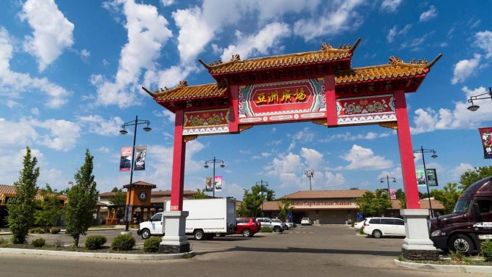 It’s the first thing anyone sees when driving into the Idaho Asian Plaza area off Cole Road just south of Ustick Road. The Friendship Gate was constructed with parts from imported from China.