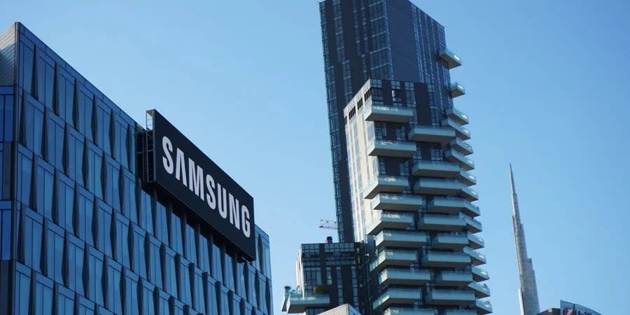 Tech giants re-enter Russian Market: Samsung, Xiaomi, Acer’s stealthy comeback