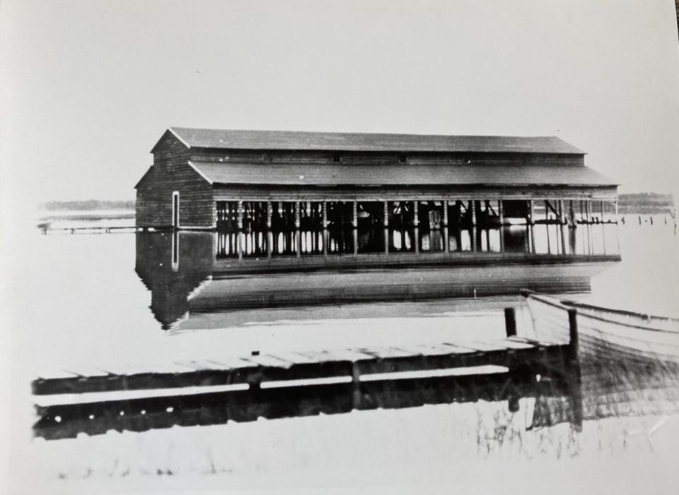 A photo shows the completed Ryde Marine soon after its construction in 1922.