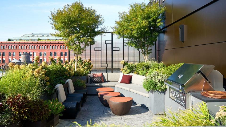 a garden terrace in new york city