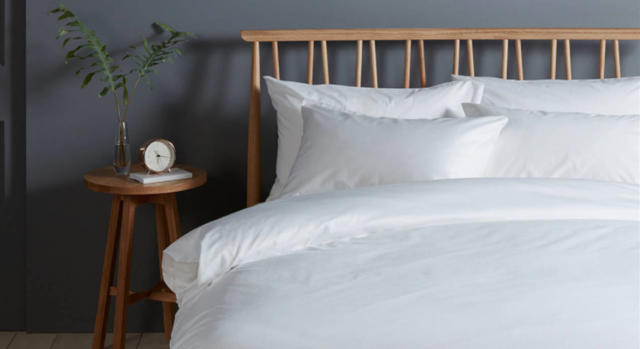 These fast-selling sheets may help you have a cool night's sleep