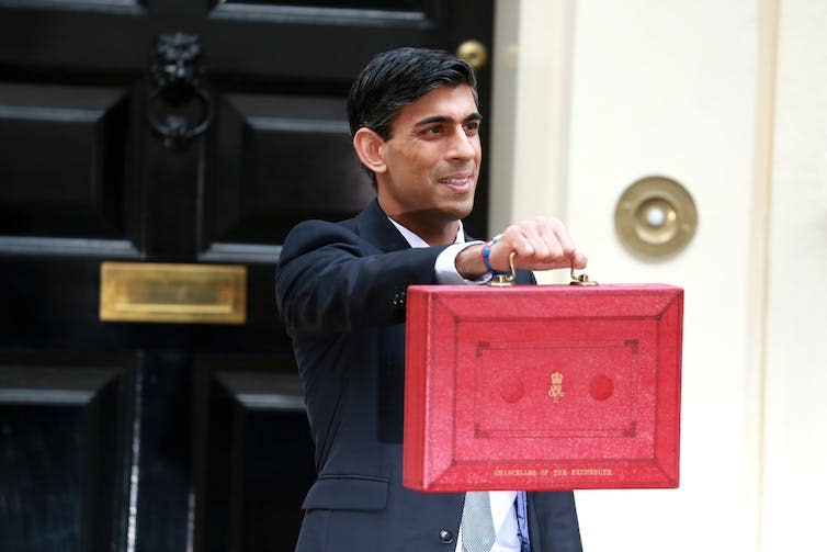 Former chancellor Rishi Sunak outside 11 Downing Street.