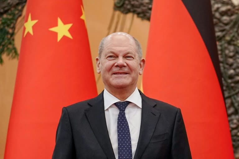 Bundeskanzler Olaf Scholz (SPD) trifft am dritten Tag und letzten Tag seiner China-Reise in Peking mit dem chinesischen Staatspräsidenten Xi Jinping und Ministerpräsident Li Qiang zusammen. (Kay Nietfeld)