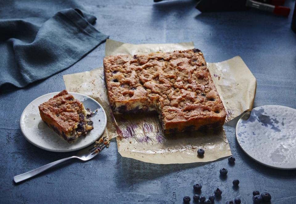 Blueberry Yogurt Cake