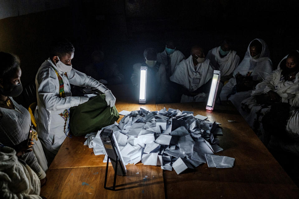 Electoral officials open a ballot box at a polling station on the day of Tigray's regional elections, on Sept. 9, 2020 in Mekele<span class="copyright">Eduardo Soteras—AFP/Getty Images</span>