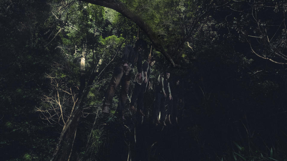 《頭七》一家四口吊死樹上畫面令人震驚。（圖片提供：皮諾丘電影）