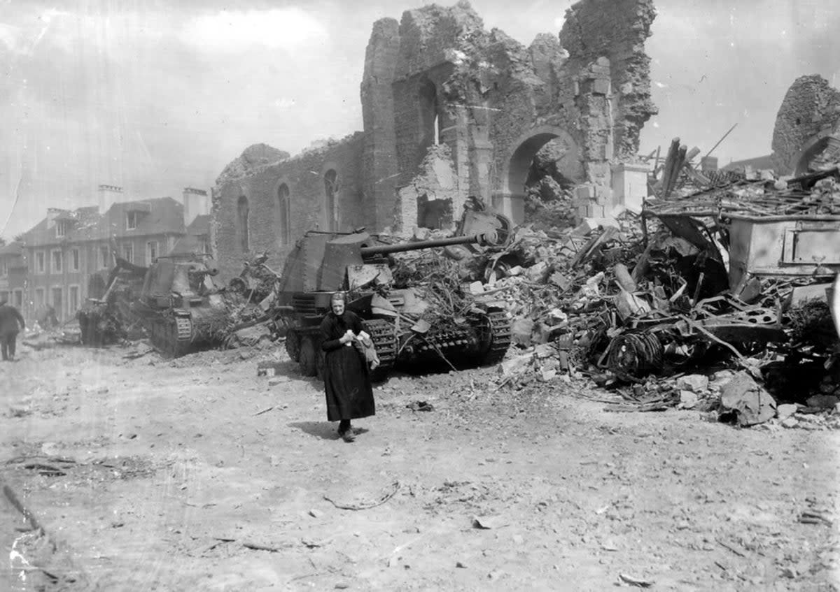 German armour destroyed in the Normandy village of Roncy during Operation Cobra (US Signal Corp/Washington National Archives)