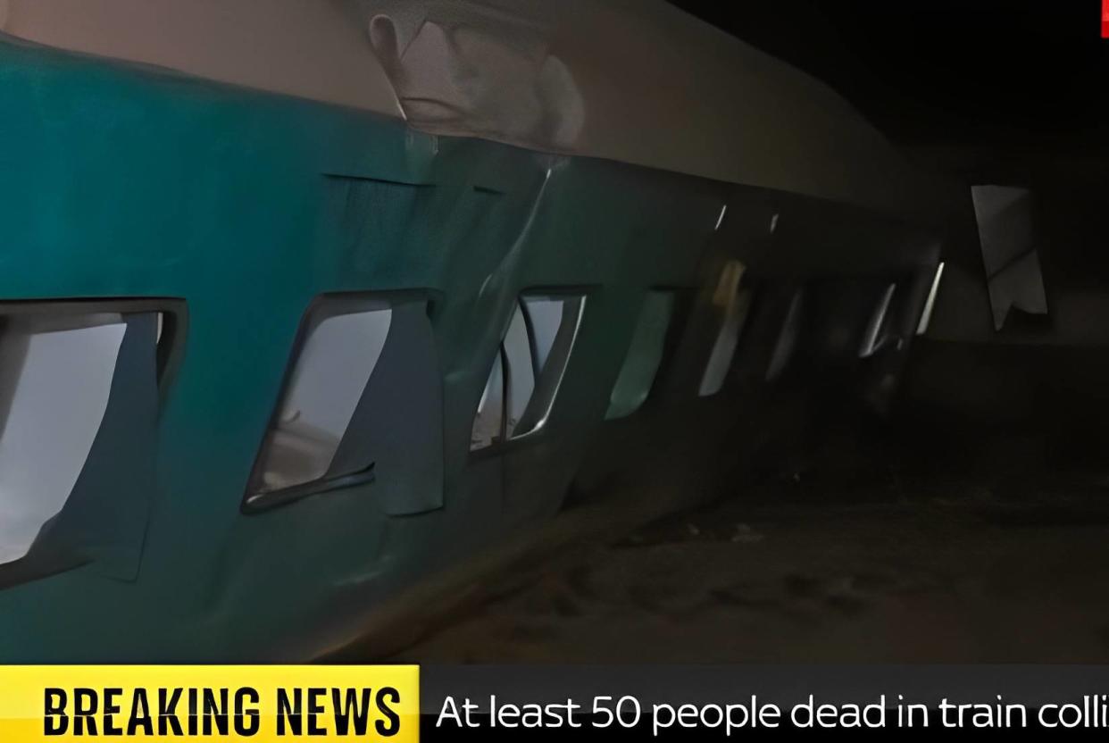 En Inde, au moins 50 morts et plus de 500 blessés dans une catastrophe ferroviaire.