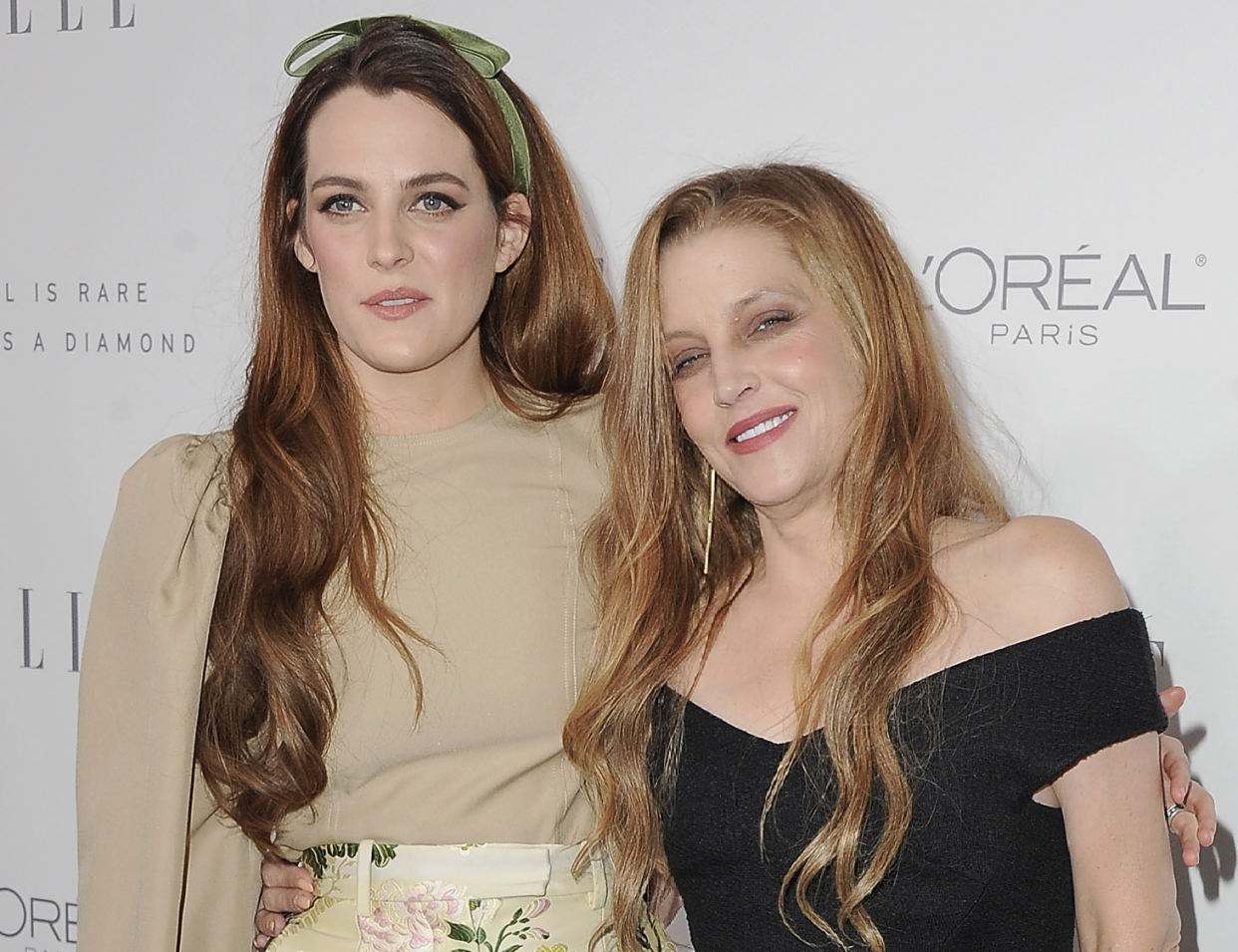 LOS ANGELES, CA - OCTOBER 16: Riley Keough and Lisa Marie Presley arrive at ELLE's 24th Annual Women in Hollywood Celebration at Four Seasons Hotel Los Angeles at Beverly Hills on October 16, 2017 in Los Angeles, California. (Photo by Jon Kopaloff/FilmMagic)
