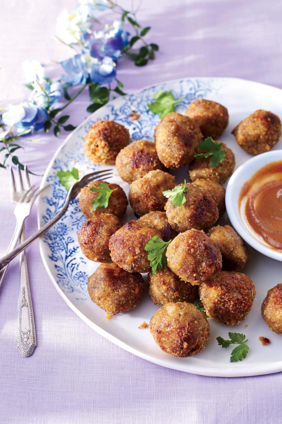 Breakfast Sausage Meatballs with Apple Butter Dipping Sauce