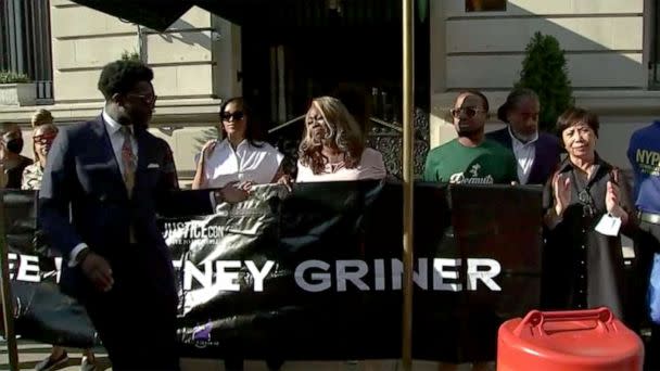 PHOTO: Family and friends hold a vigil for Brittney Griner outside Russian Consulate in New York, June 29, 2022. (WABC)