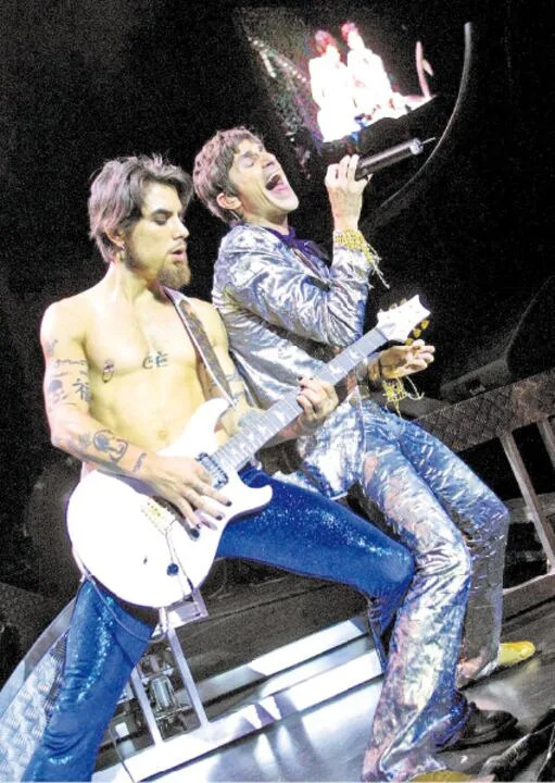 Dave Navarro y Perry Farrell, en vivo en otros tiempos