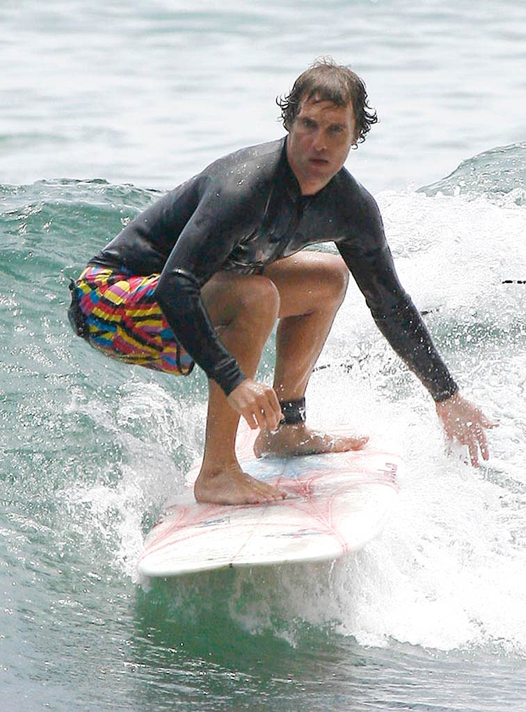 Mc Conaughey M Surfing