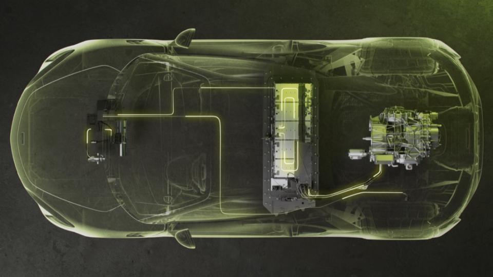 McLaren將動力電池安裝在B柱位置的車底處。(圖片來源/ McLaren)