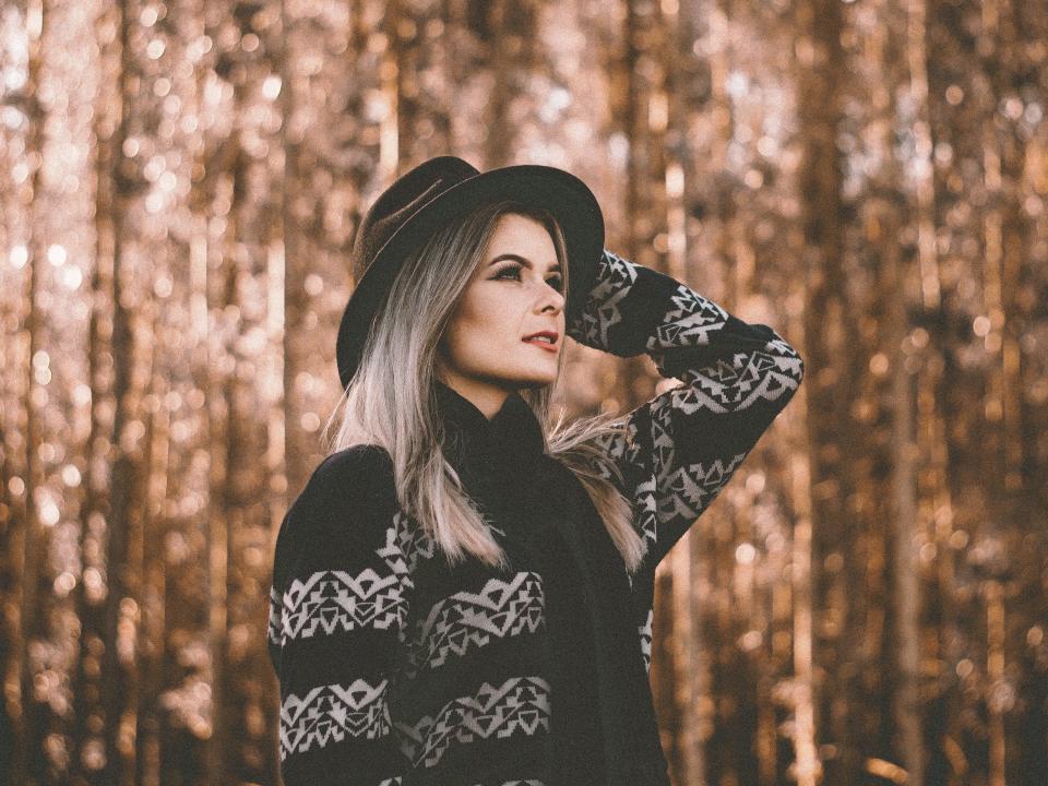 Fall, woman, sweater and hat