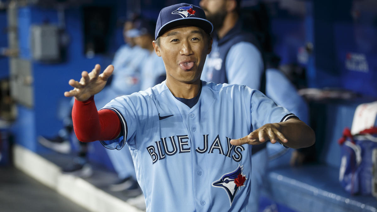 Toronto Blue Jays fans can get a new jersey at this pop up