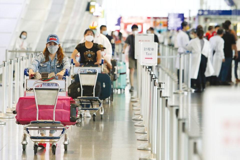 旅行社業者表示，目前飛航台灣的航空公司班次，較疫情前恢復不到五成，市場需要一段恢復期。圖／本報資料照片