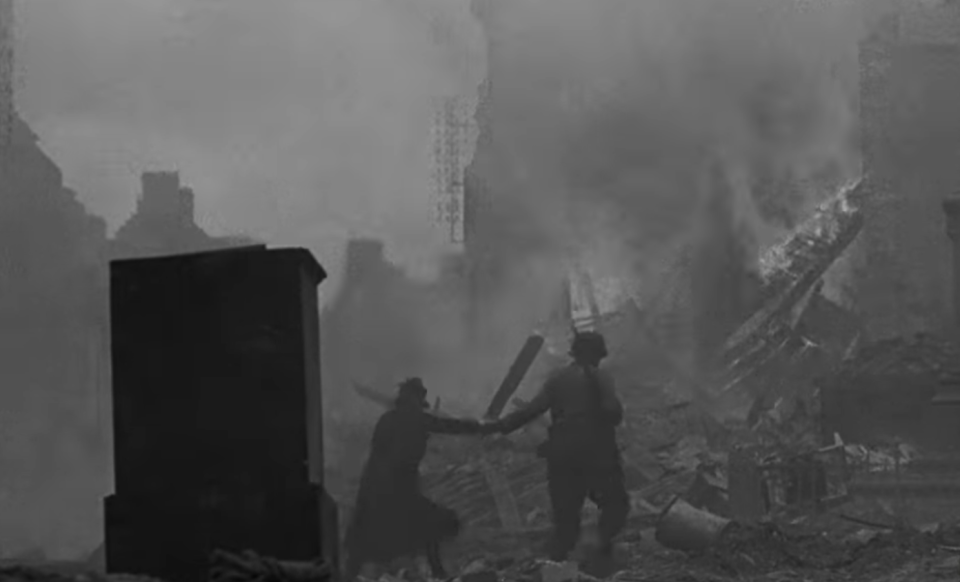 A picture of London during the Blitz from the trailer for 'Five Came Home'. (Credit: Netflix)