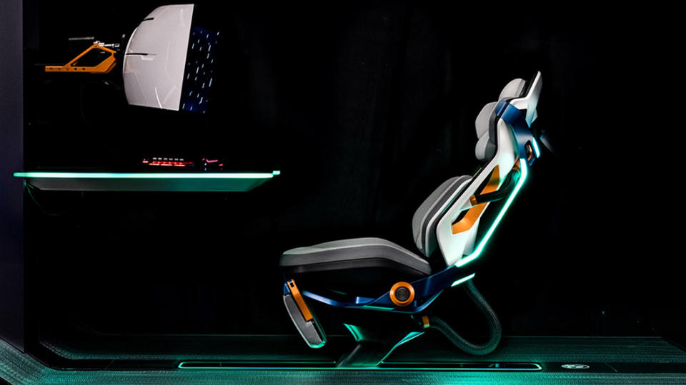 BMW以F1賽車和宇宙飛船為靈感打造Rival Rig電競椅，超豪華配備功能讓電玩迷忍不住敲碗。（圖片來源/ BMW）