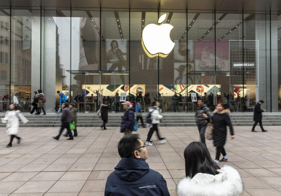 Un Apple Store a Shanghai, Cina (Photographer: Qilai Shen/Bloomberg)