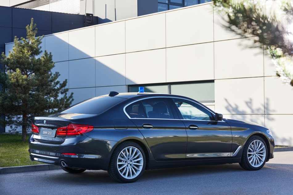 這款怎麼載傷患？BMW推出440i xDrive Gran Coupe特製救護車！