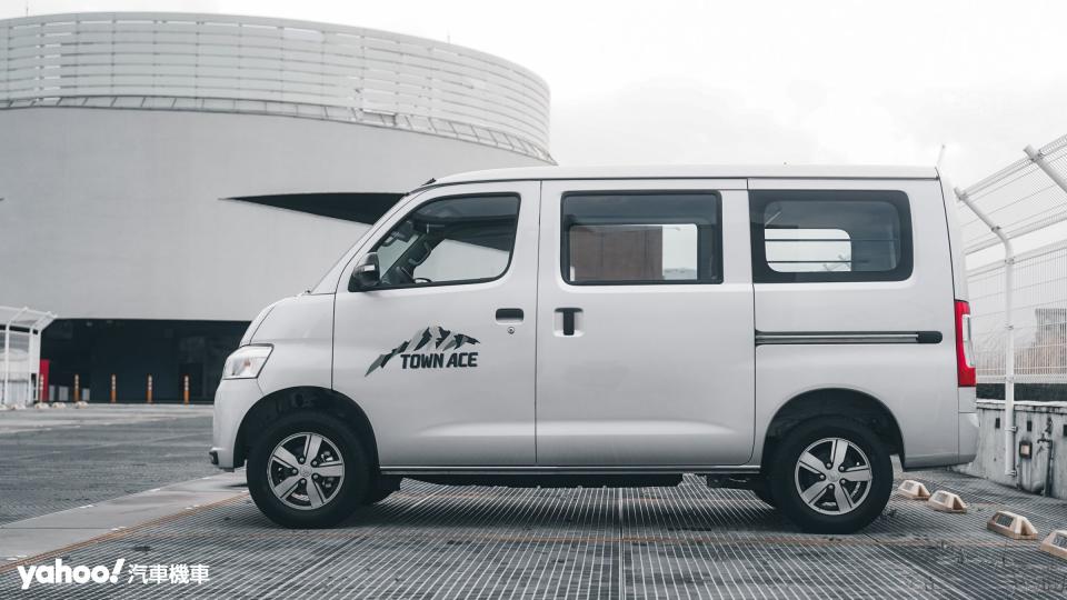 <p>2023 Toyota Town Ace Van TSS都會試駕！-01</p> 